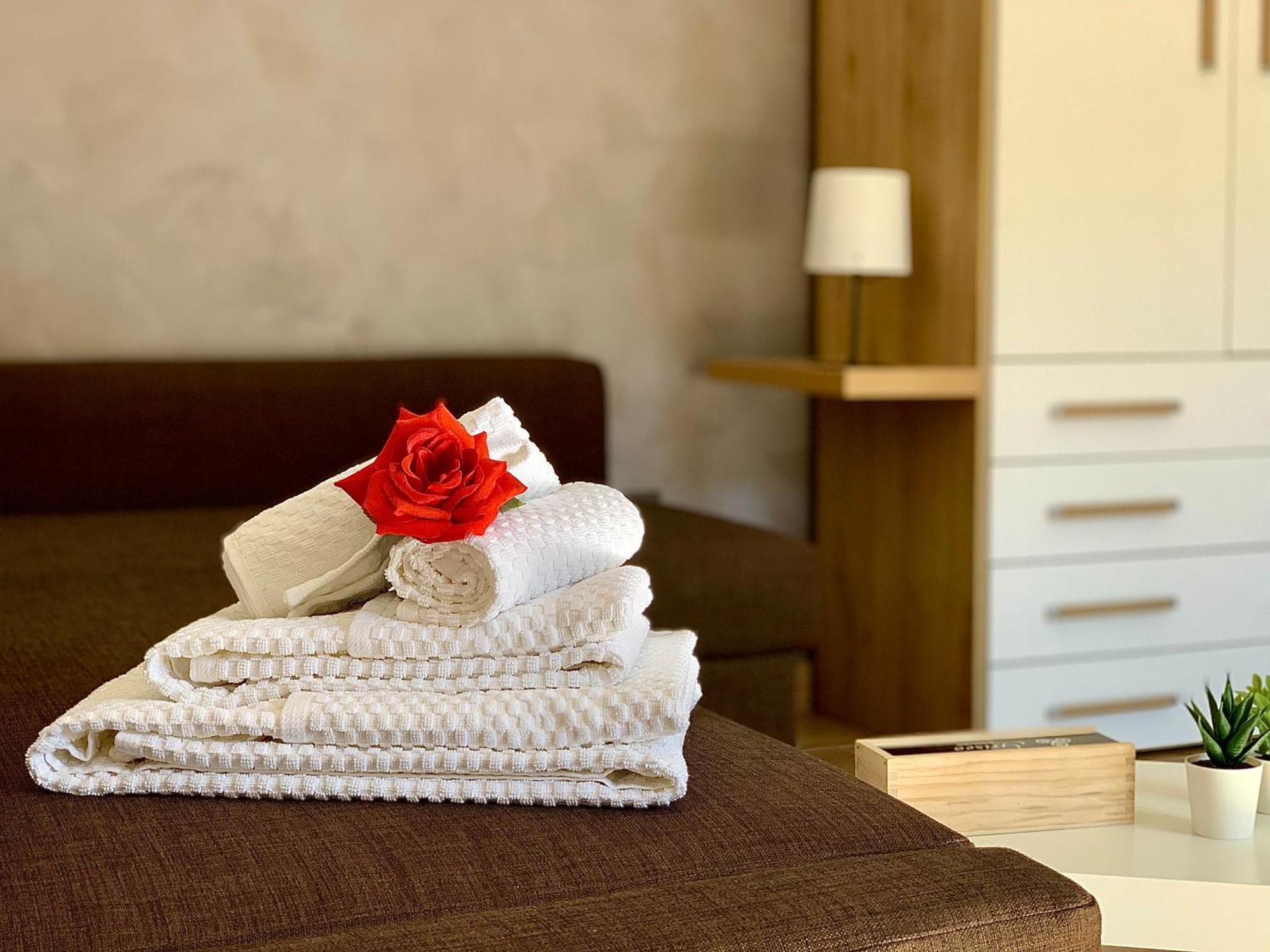 Griseo - Sicily Vista Apartment Калатабиано Екстериор снимка