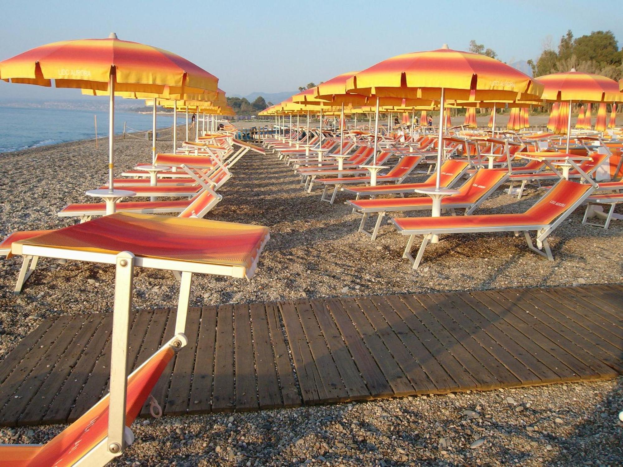 Griseo - Sicily Vista Apartment Калатабиано Екстериор снимка