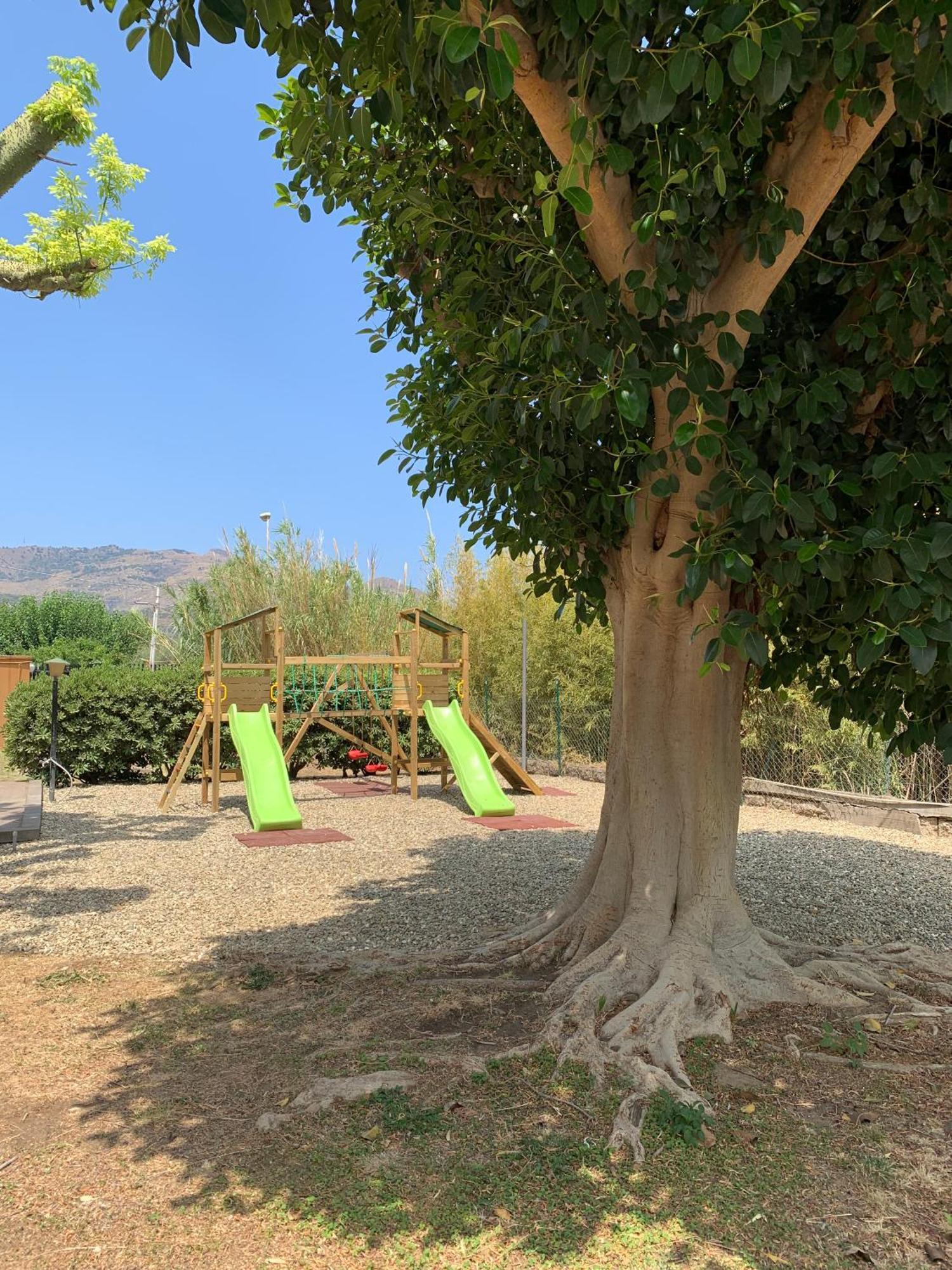 Griseo - Sicily Vista Apartment Калатабиано Екстериор снимка